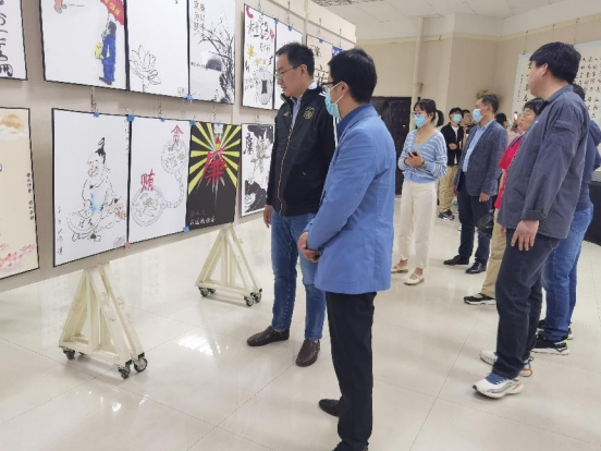 我院組織師生參觀廉政文化藝術作品展 以文化潤心，鑄廉潔之魂